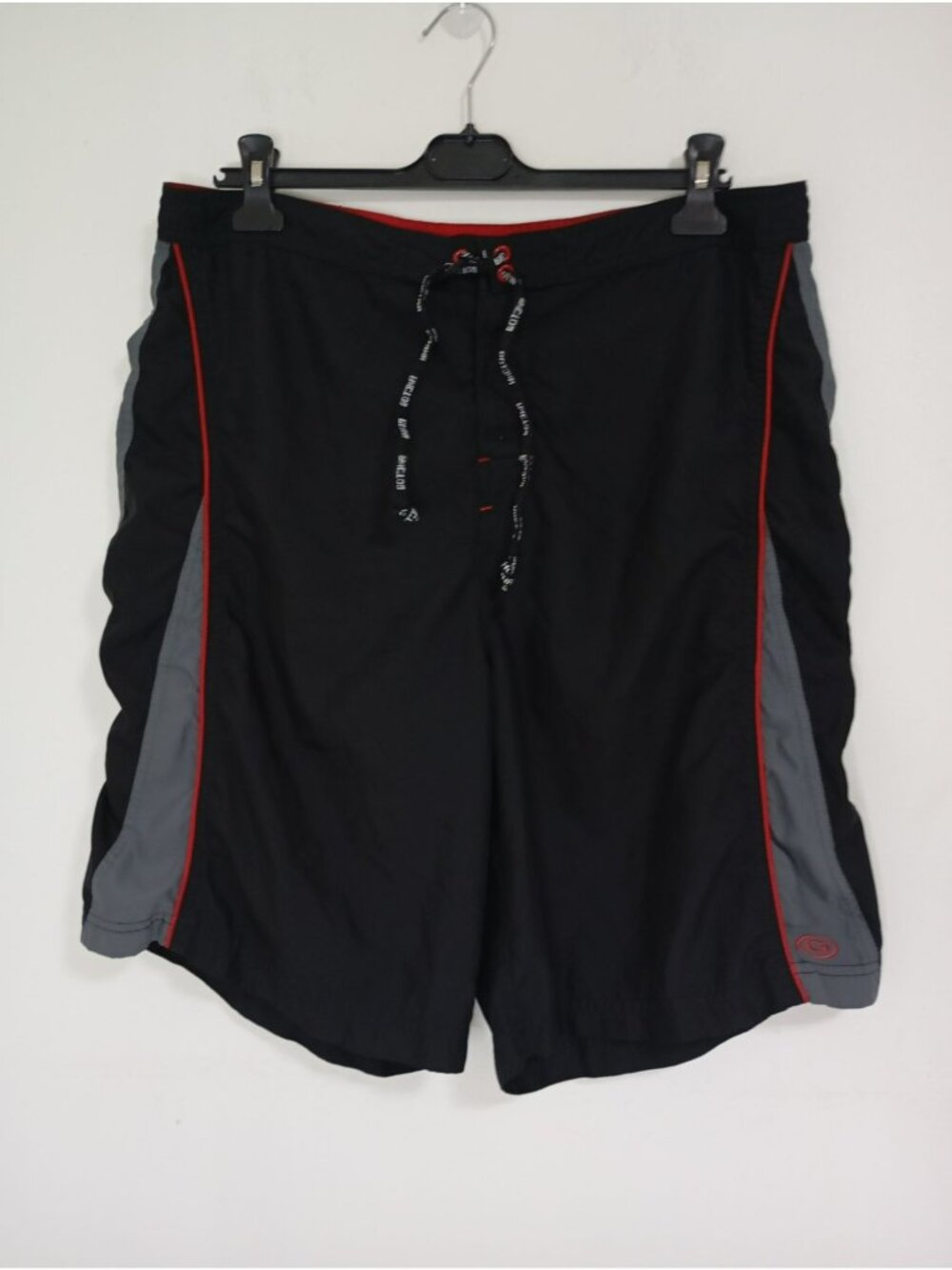 Gotcha Swim Shorts Red Accents Drawstring Waist 36 Black & Gray Mens